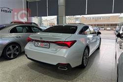 تويوتا أفالون